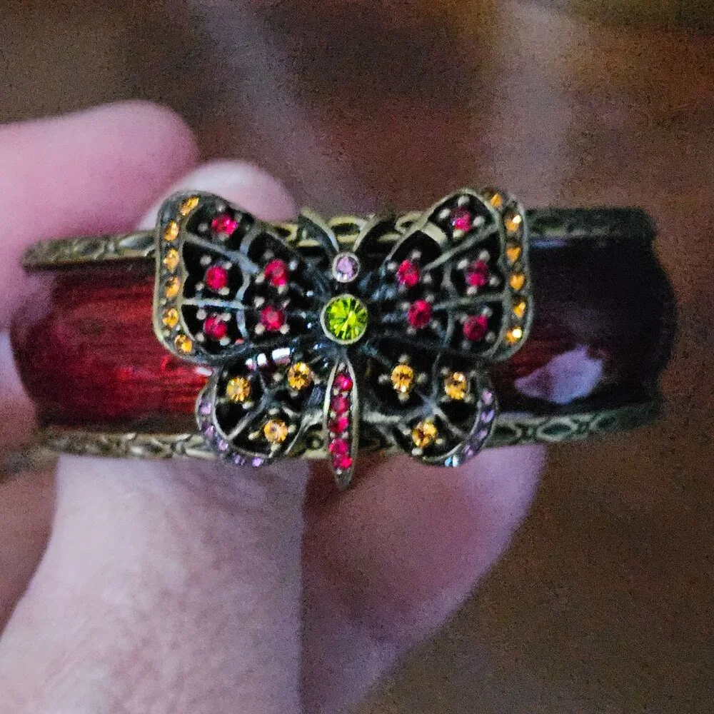 RARE JAY STRONGWATER BUTTERFLY FLORA FAUNA CRYSTAL RED  ENAMEL NAPKIN RINGS